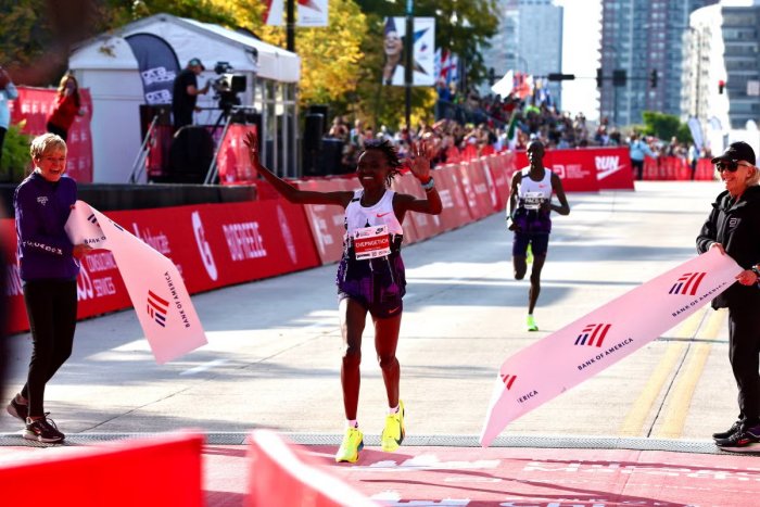 Ruth Chepngetich, Şikago’da Dünya Rekoru / World Record in Chicago